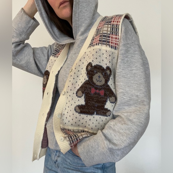 90’s vintage teddy bear knit sweater vest/ large - Picture 7 of 13